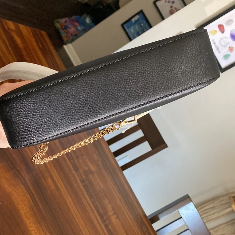 Brand New Michael Kors - Picture 8 of 9